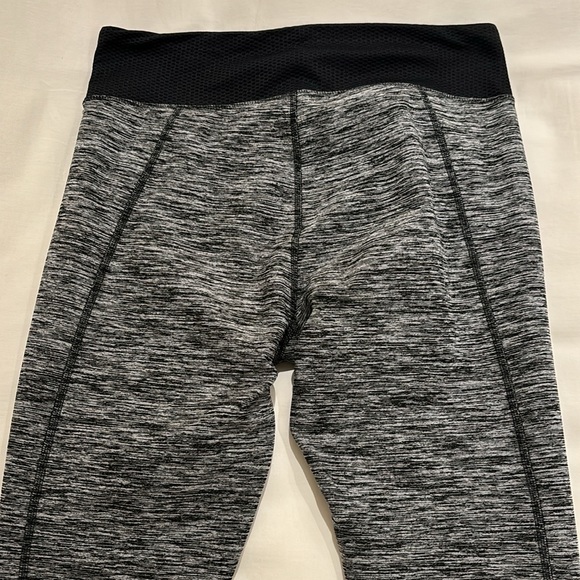Abercrombie & Fitch 7/8 leggings, M - Picture 3 of 5